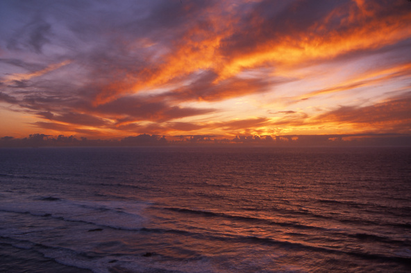 gal/portugal/sunset_on_ocean.jpg